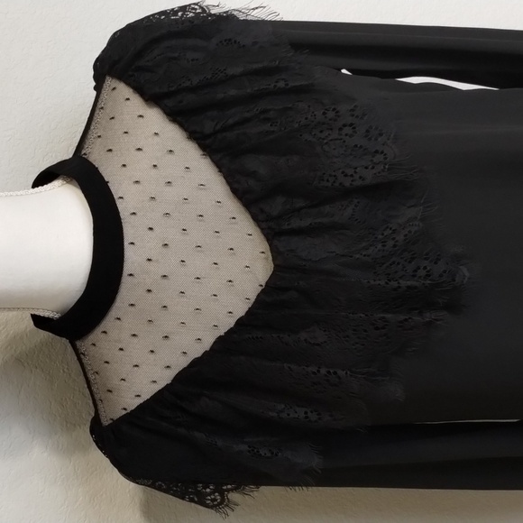 Molly Braken Black Lace Top Size Small Long Sleeve NWT - Picture 2 of 11